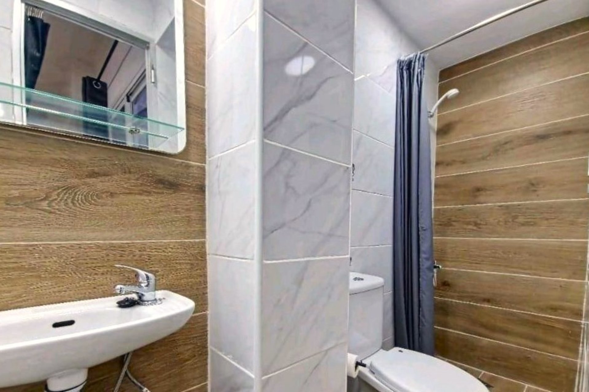 Baño - Local comercial en venta en La Frontera (Petrer) - Costa Blanca