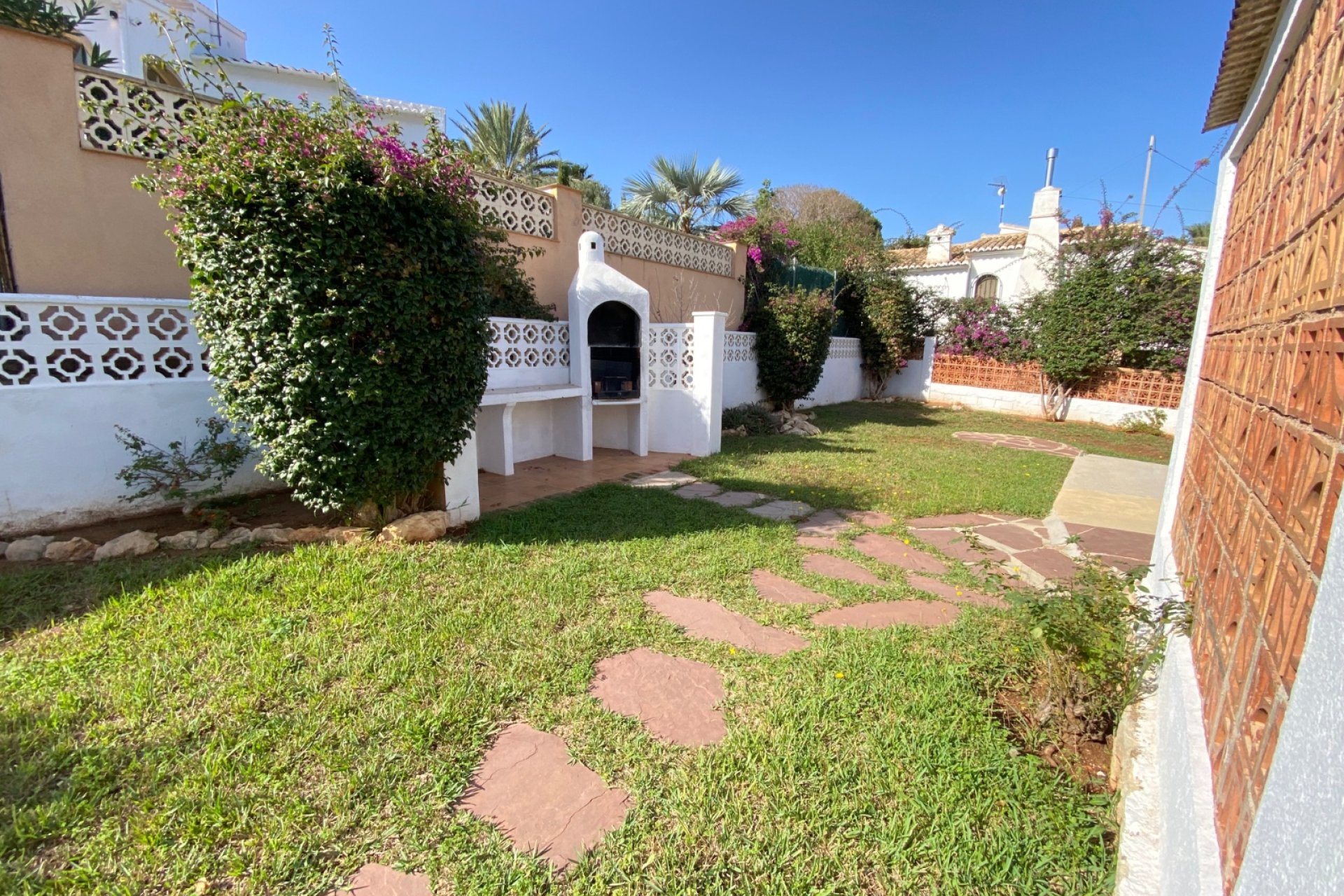 Barbecue area - Detached villa with garden in Javea (Costa Blanca)