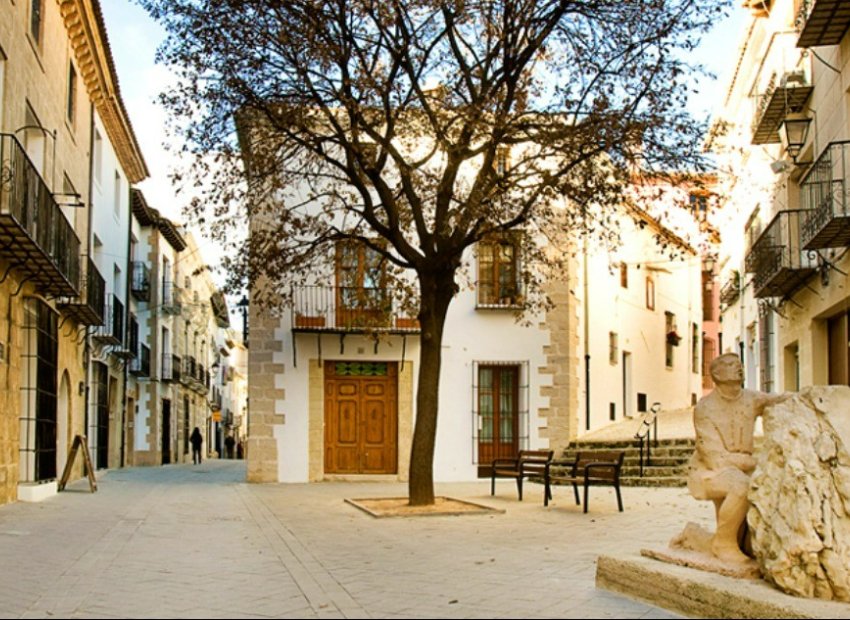 BENISSA - Casa para reformar en venta en Benissa