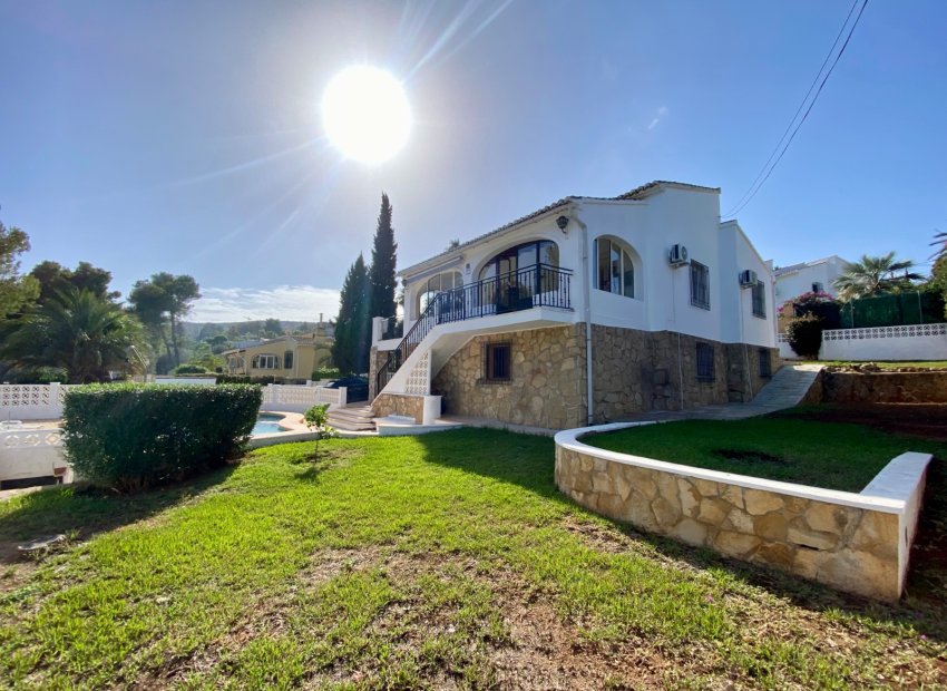 Casa - Chalet independiente con jardín en Javea (Costa bLanca)