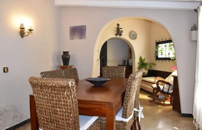 Chalet independiente - Resale - Albir -
                center