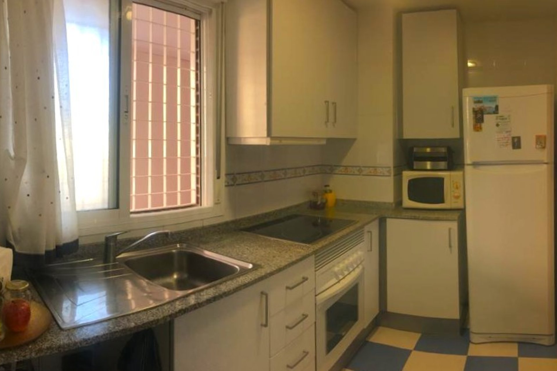 Cocina - Apartamento en venta a 500 m de la playa – Cala de Finestrat (Benidorm)
