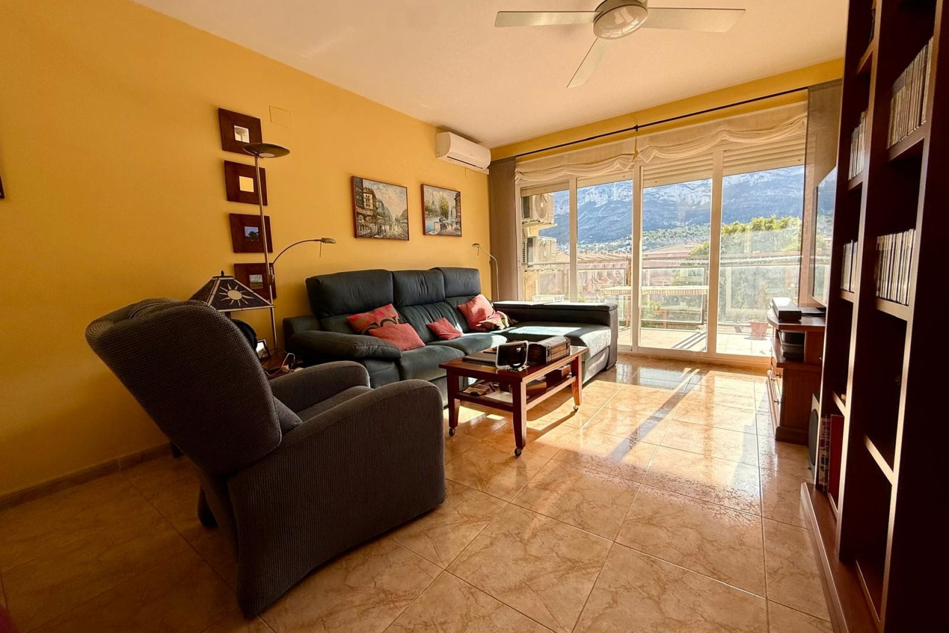 COMEDOR - Piso en venta en Dénia con vistas al Montgo