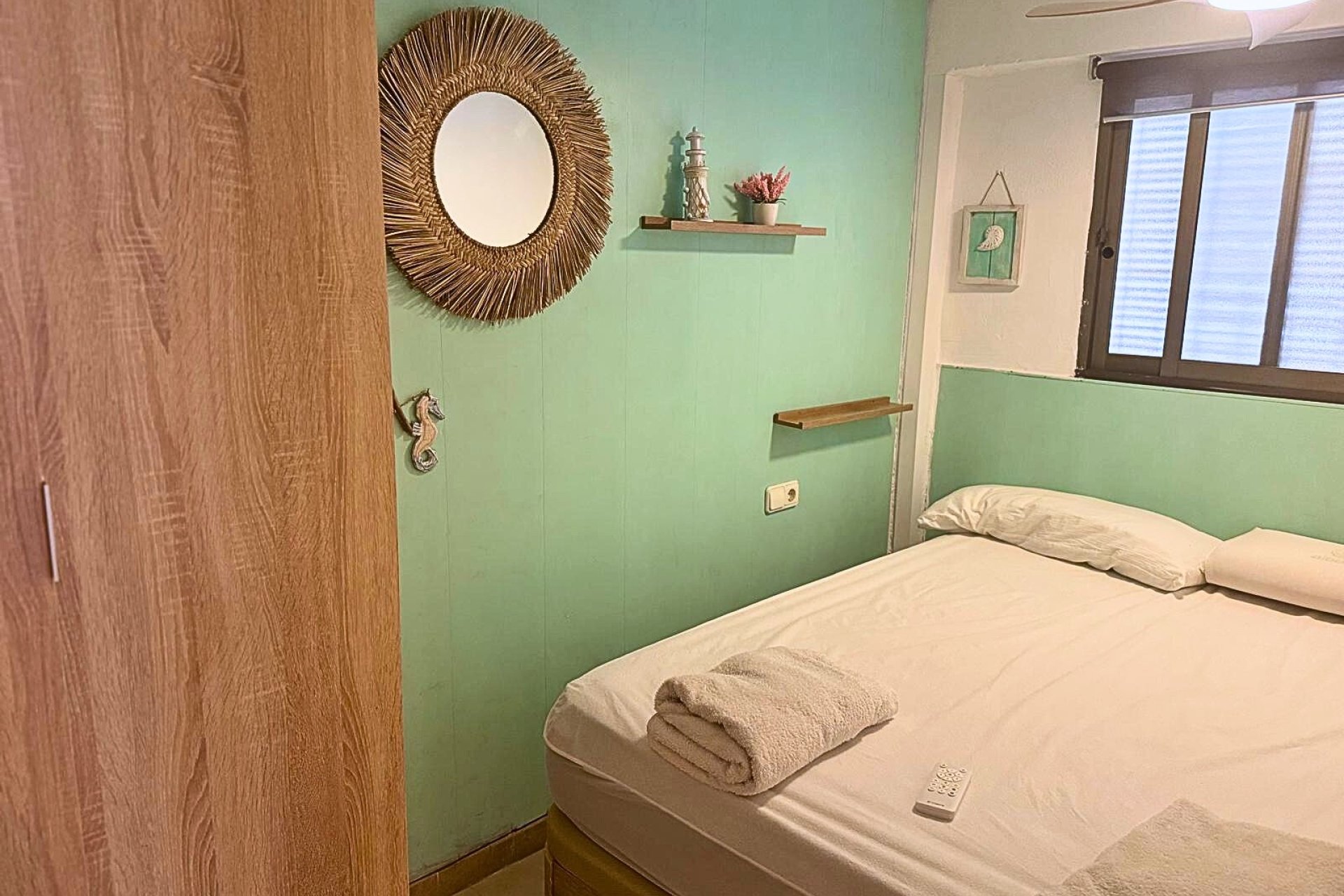 Dormitorio - Bajo en Oliva junto al mar (Playa de Oliva-Costablanca) 