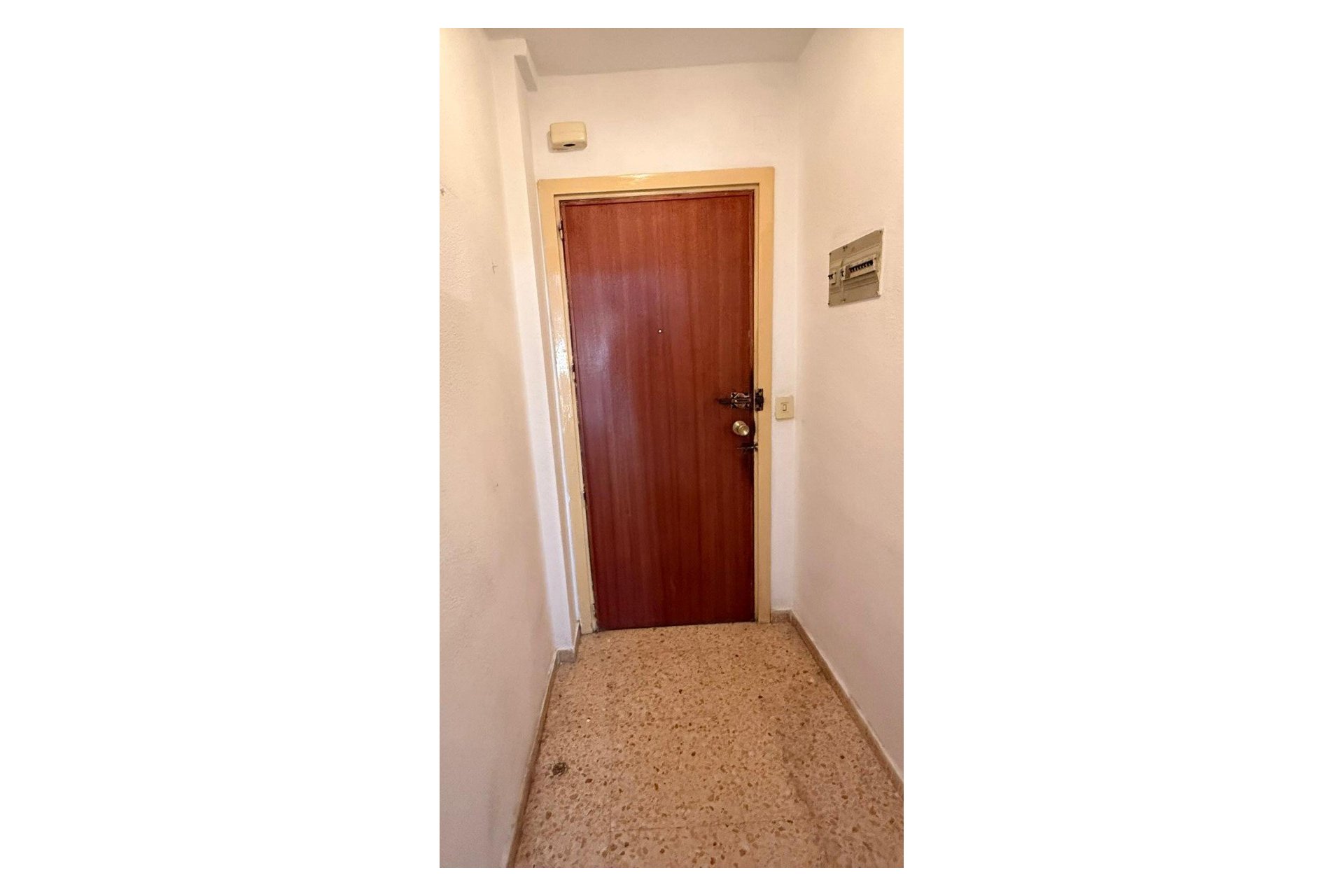ENTRADA - Piso en venta en Denia Costa Blanca