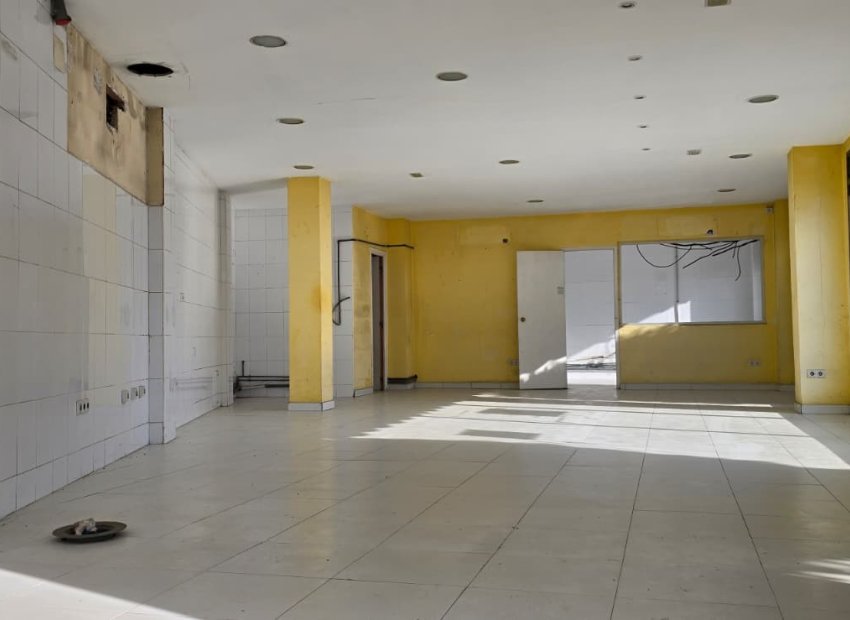 Estancia - Local en venta en Alfaz del Pi  - (Costa Blanca - Alicante)