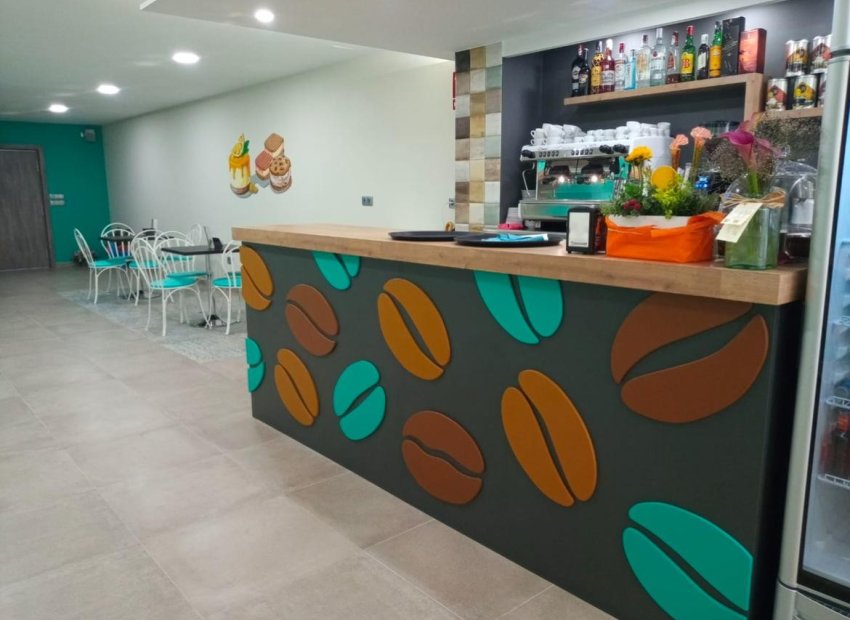 Estancia - local en venta en Villajoyosa