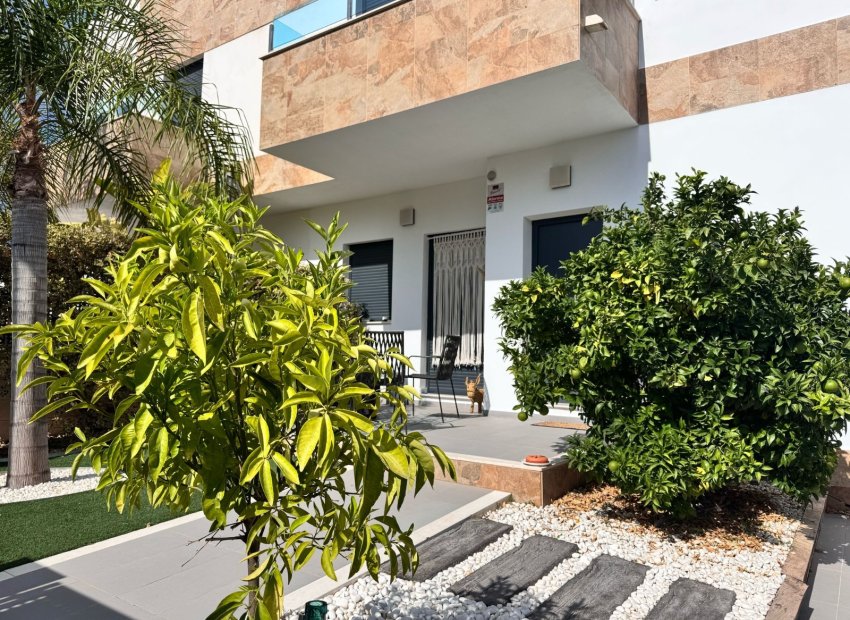 Exterior - Cozy two-story townhouse with solarium, sea views, and communal pool (Costa Blanca – Polop)