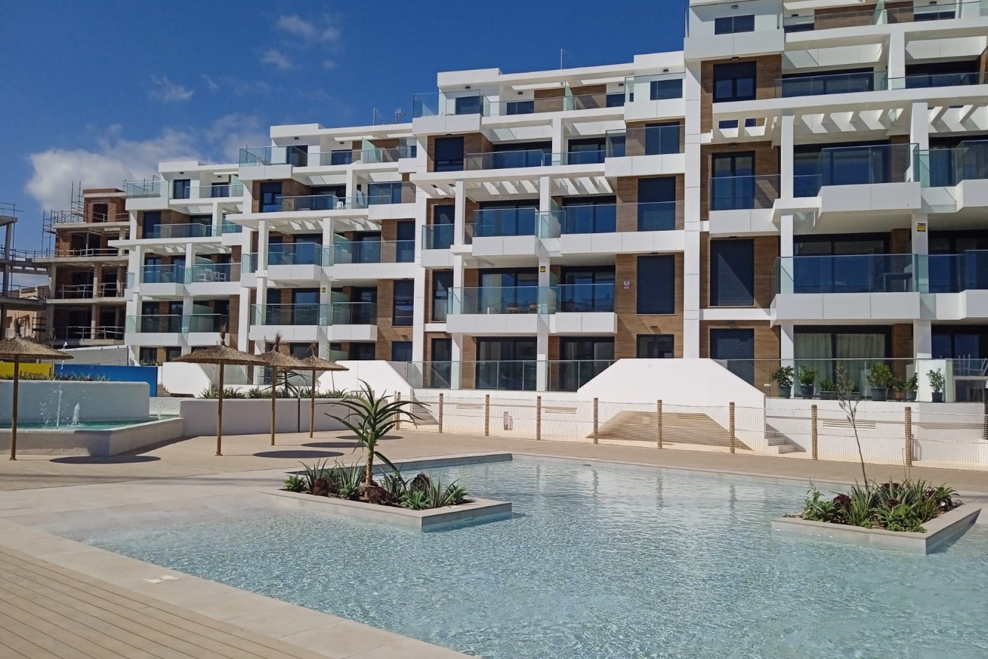 Facade - Beachfront apartment in Denia (North Costa Blanca)