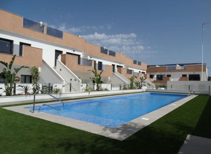 Facade - Residential Complex of Ground Floor Townhouses and Penthouses with Solarium in Pilar de la Horadada, Alicante (Costa Blanca)