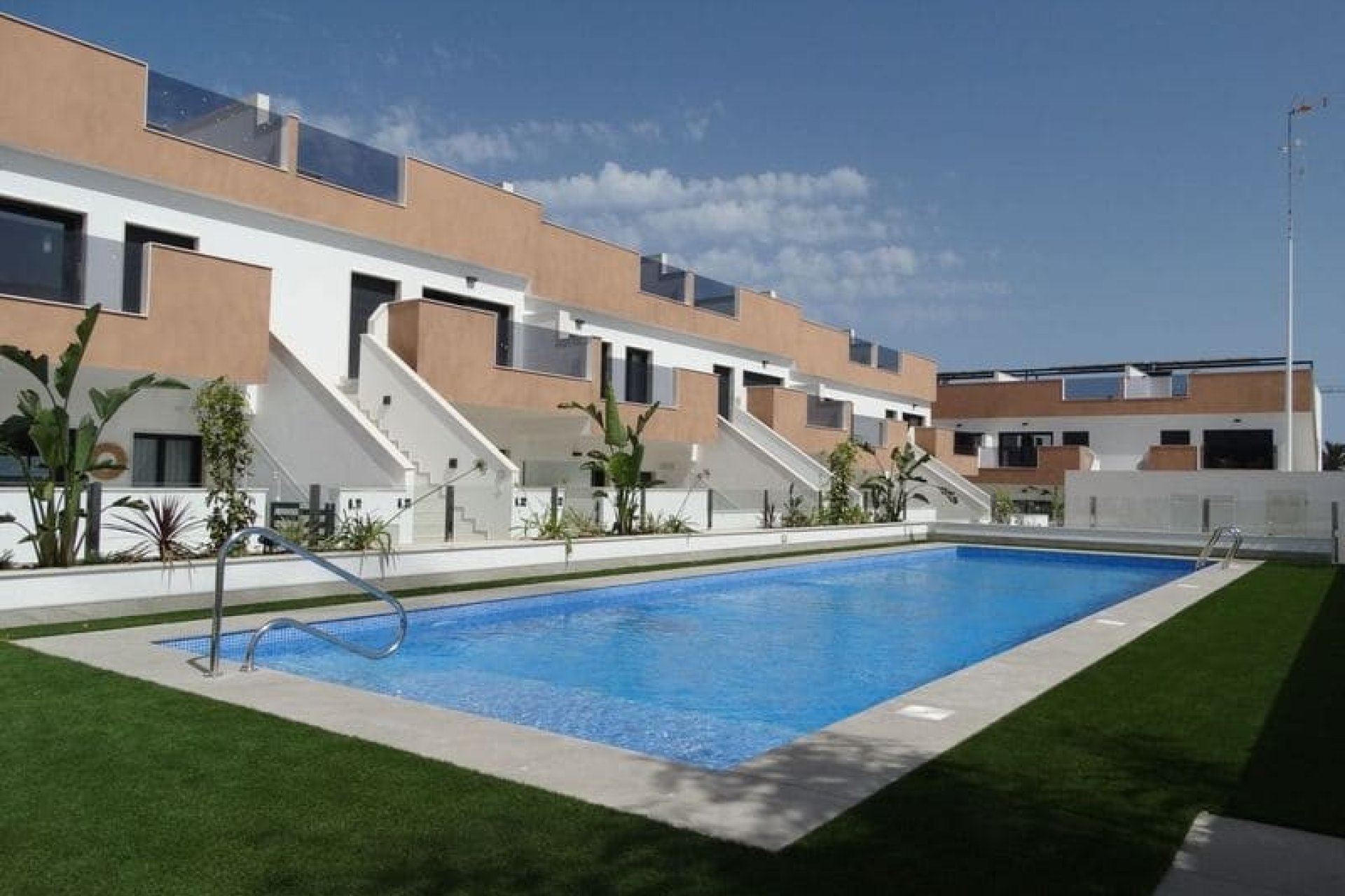 Facade - Residential Complex of Ground Floor Townhouses and Penthouses with Solarium in Pilar de la Horadada, Alicante (Costa Blanca)