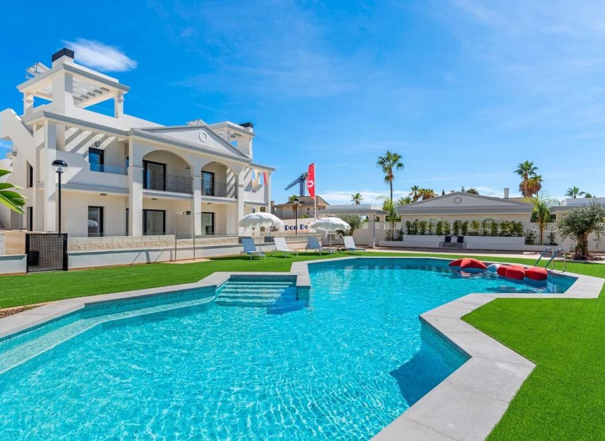 Fachada - Adosados en Urbanización Privada con Piscina en Rojales (Costa Blanca)