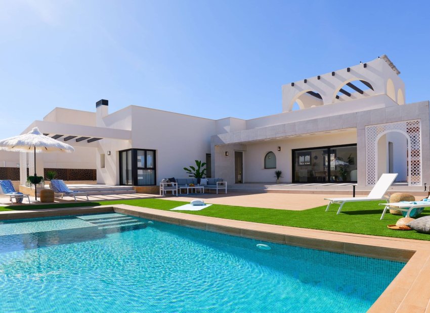 Fachada - Chalet Independiente en Ciudad Quesada, Rojales (Costa Blanca)