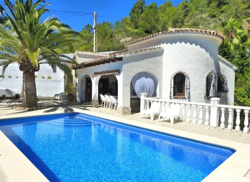 fachada - En venta villa en Benissa con vistas al mar.