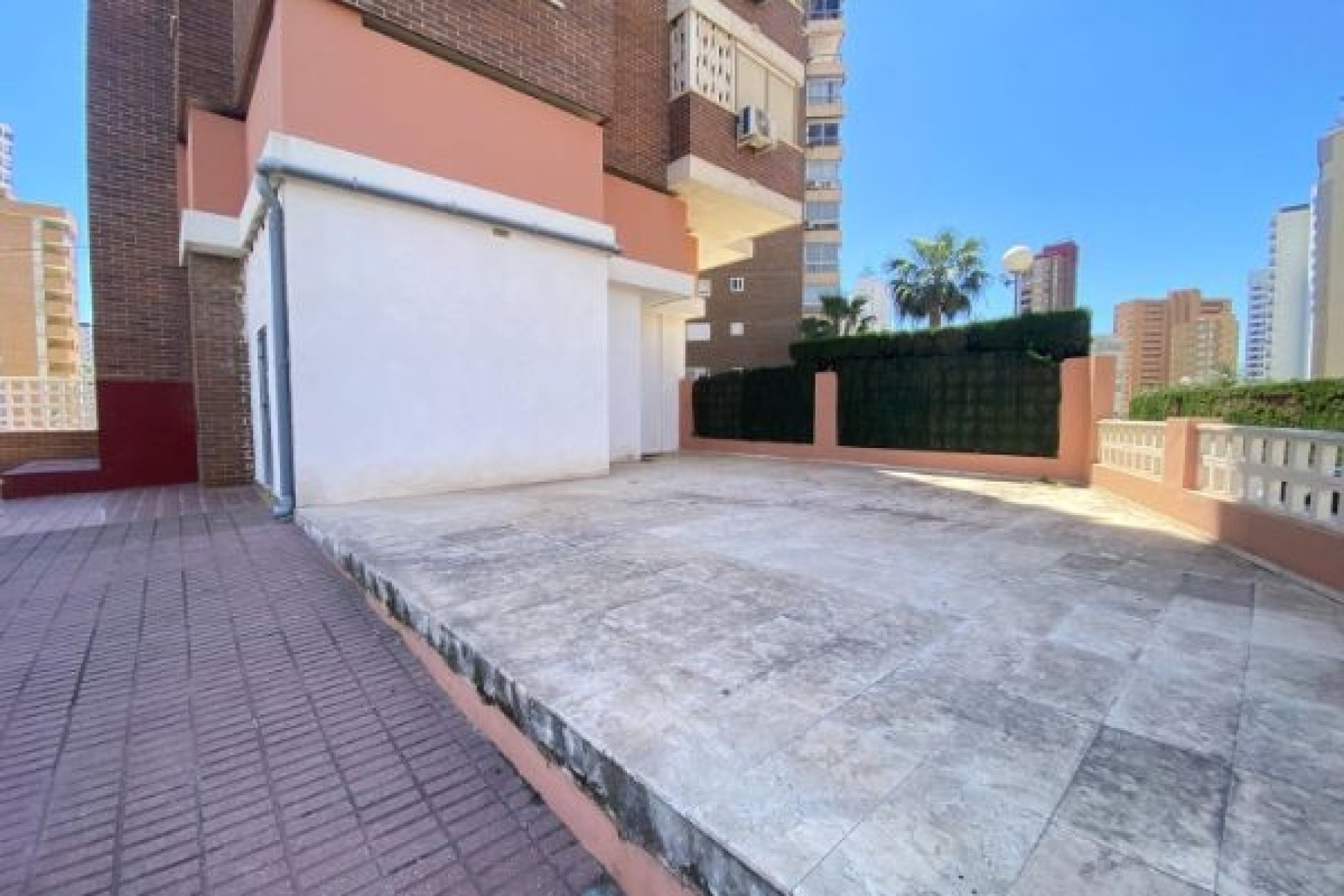 Fachada - Local en Benidorm (Alicante - Costa blanca)