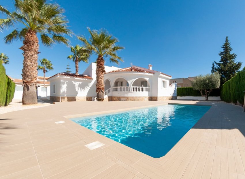 Fachada - Villa Independiente con Piscina y Parcela Privada, Ciudad Quesada, Alicante (Costa Blanca Sur)