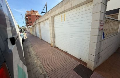 Garage - Resale -
            Piles - 159-25