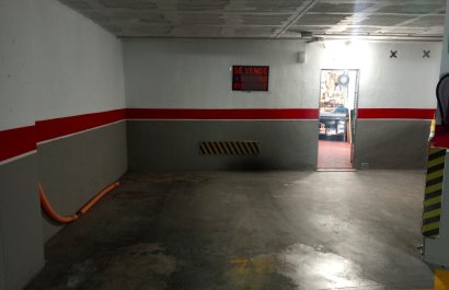 Garage - Wiederverkauf - Villajoyosa -
                