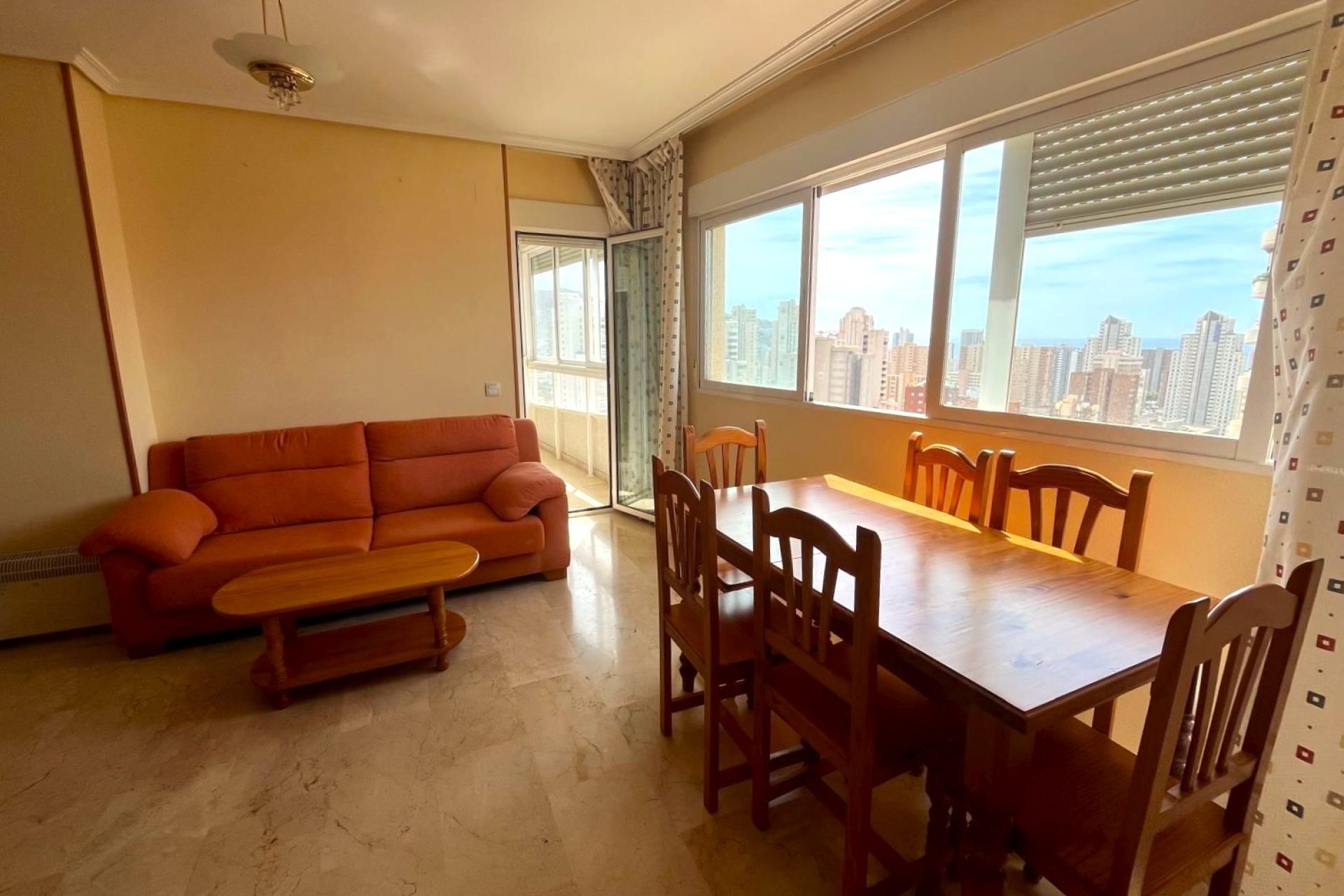 Herverkoop - Appartement / flat -
Benidorm - Centro