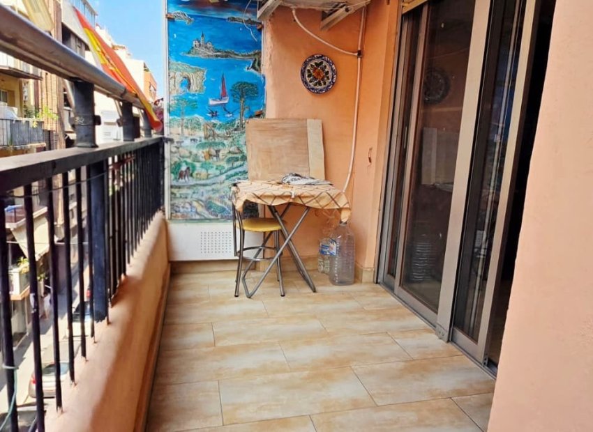 Herverkoop - Appartement / flat -
Benidorm - Centro
