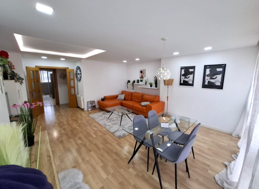 Herverkoop - Appartement / flat -
Benidorm - Levante