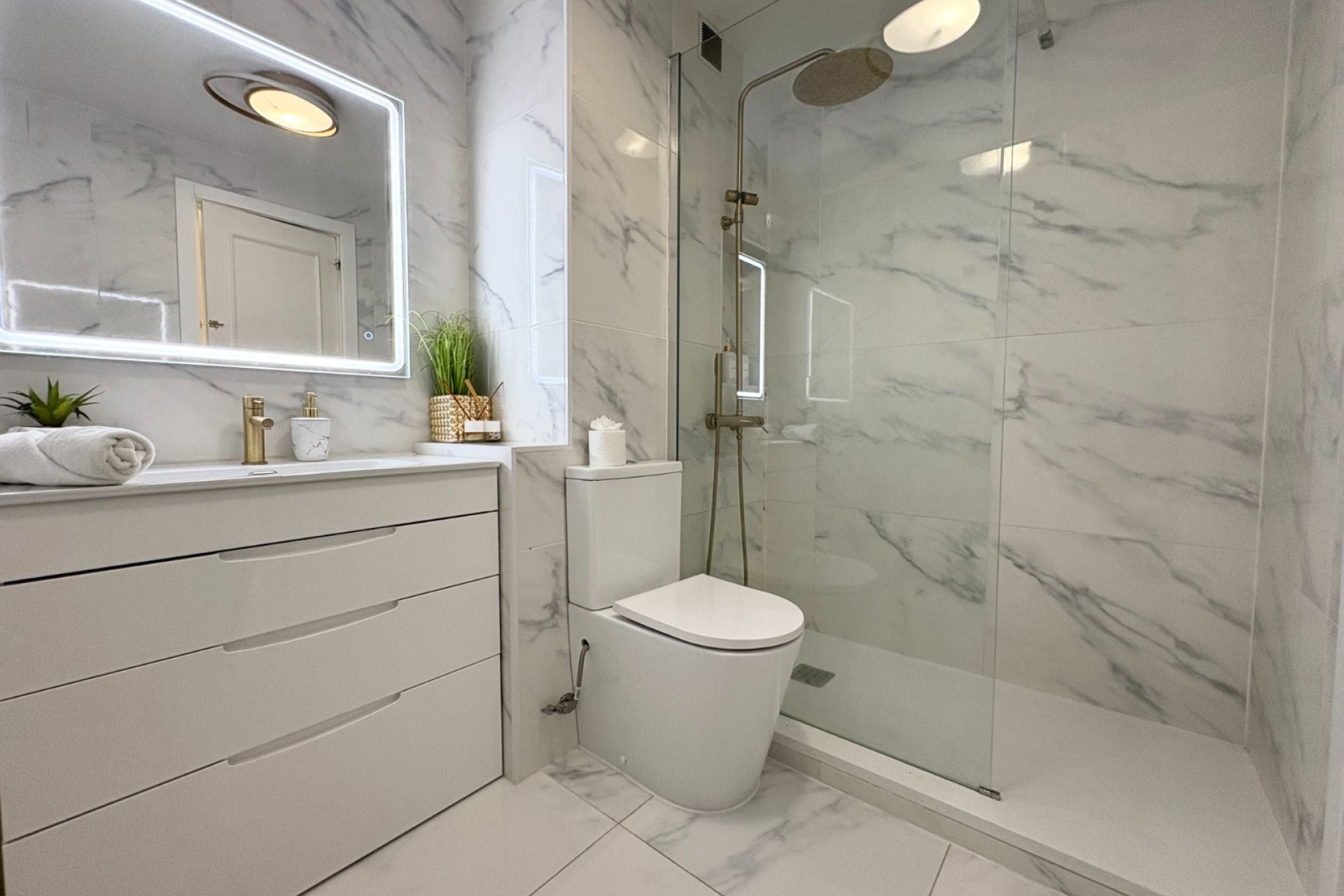 Herverkoop - Appartement / flat -
Denia - Center