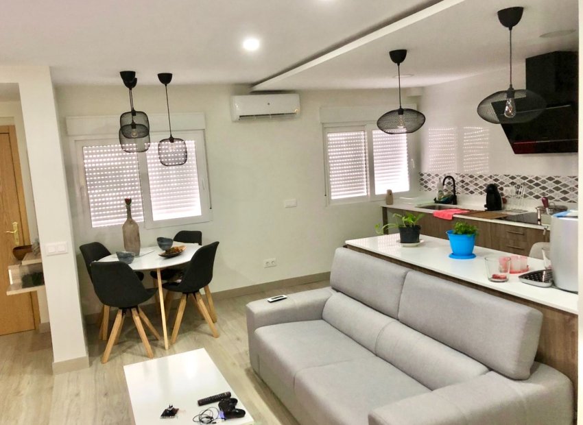 Herverkoop - Appartement / flat -
Denia - Center