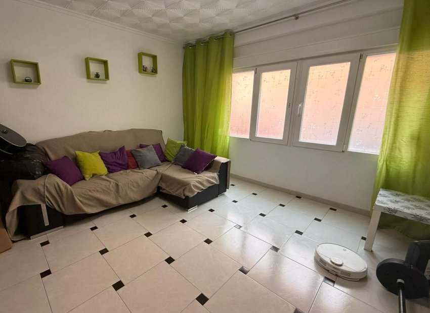 Herverkoop - Appartement / flat -
Denia - Center