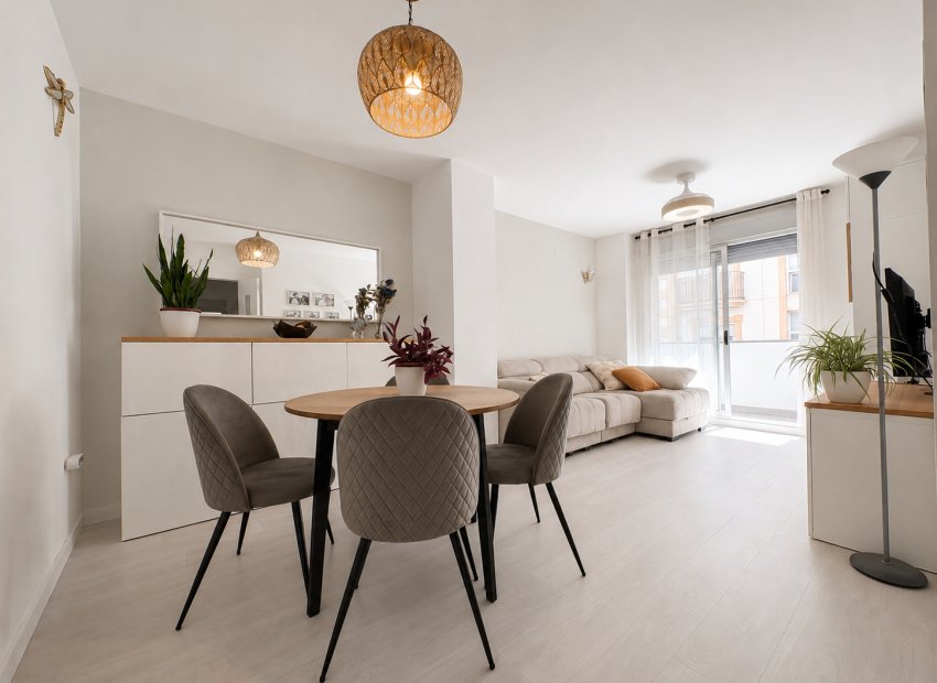 Herverkoop - Appartement / flat -
Denia - Center
