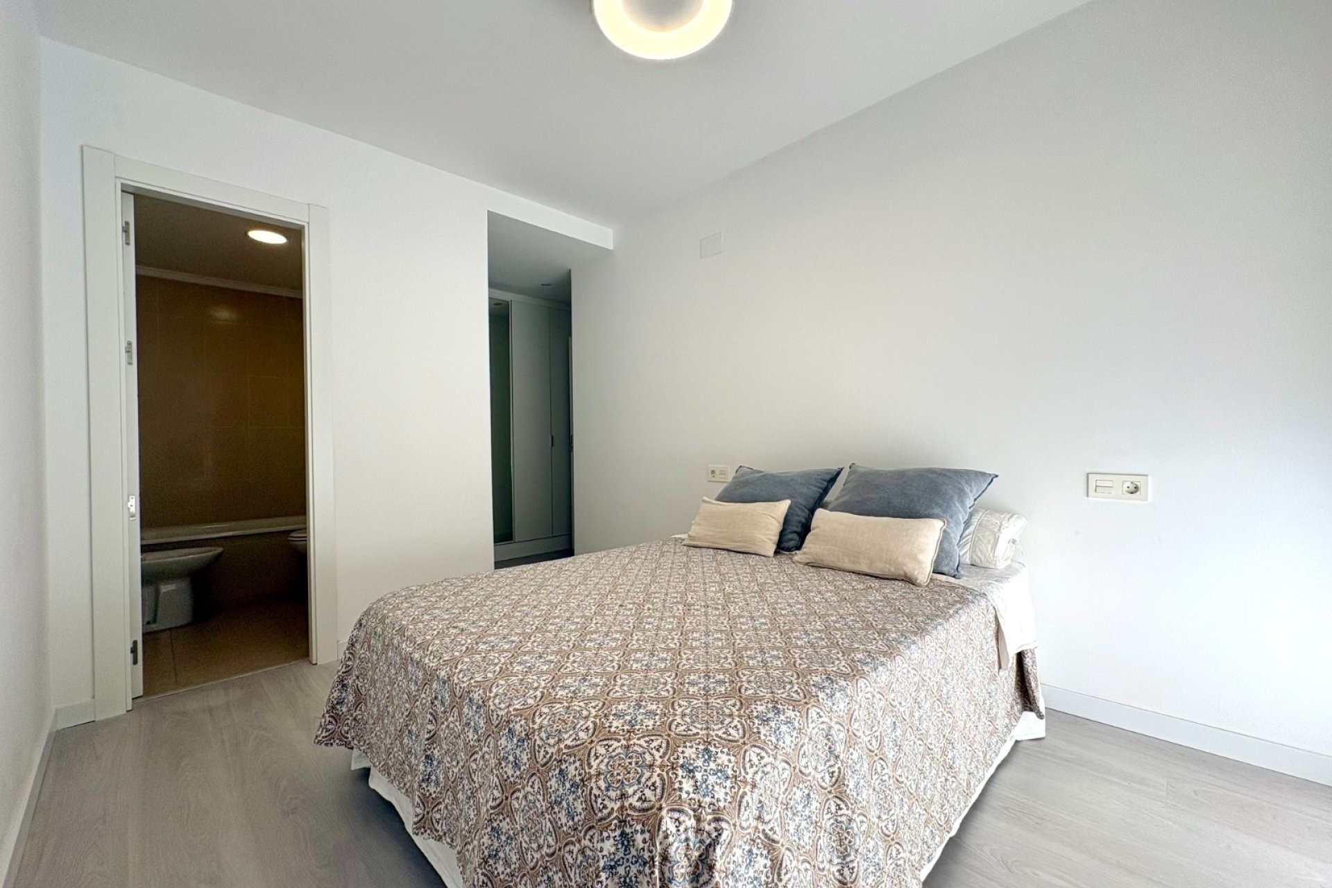 Herverkoop - Appartement / flat -
Denia - Center