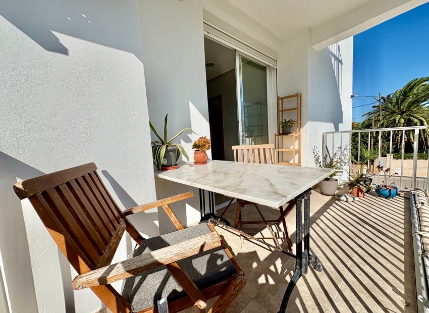 Herverkoop - Appartement / flat -
Denia - Les Marines - Las Marinas