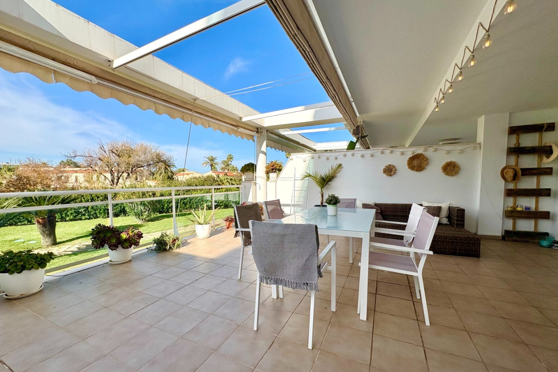 Herverkoop - Appartement / flat -
Denia - Les Marines - Las Marinas