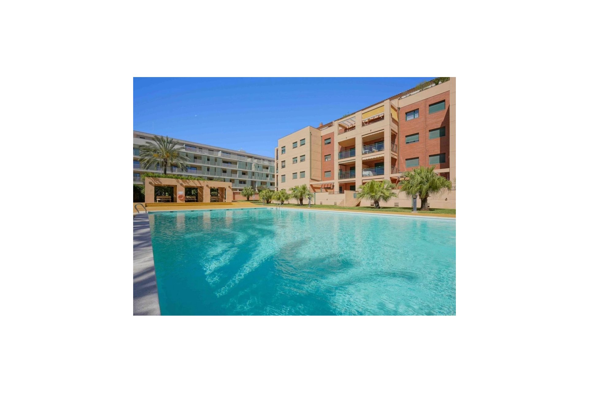 Herverkoop - Appartement / flat -
Denia - Port