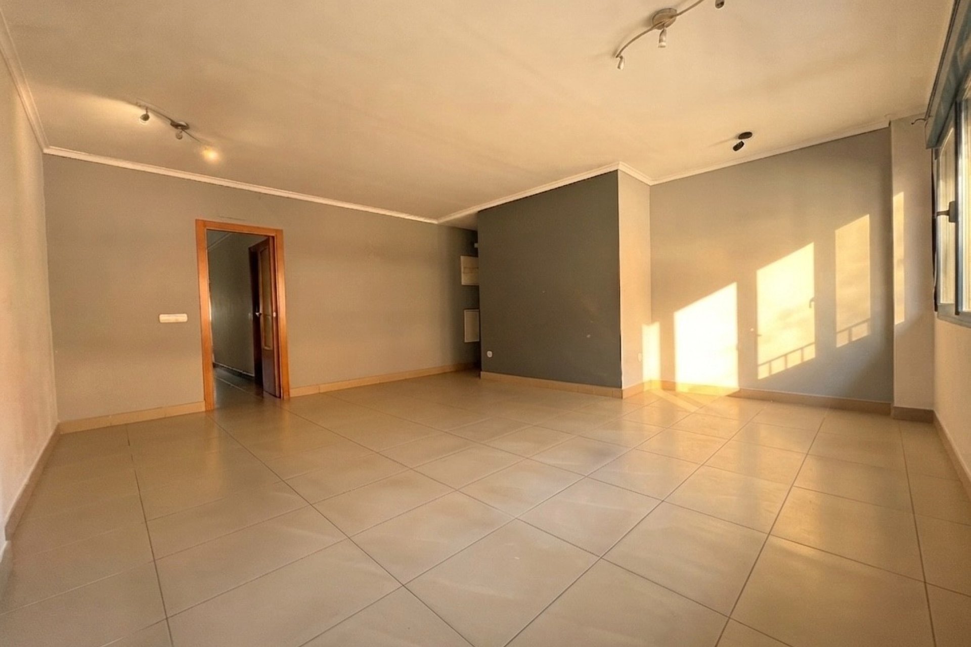 Herverkoop - Appartement / flat -
Ondara