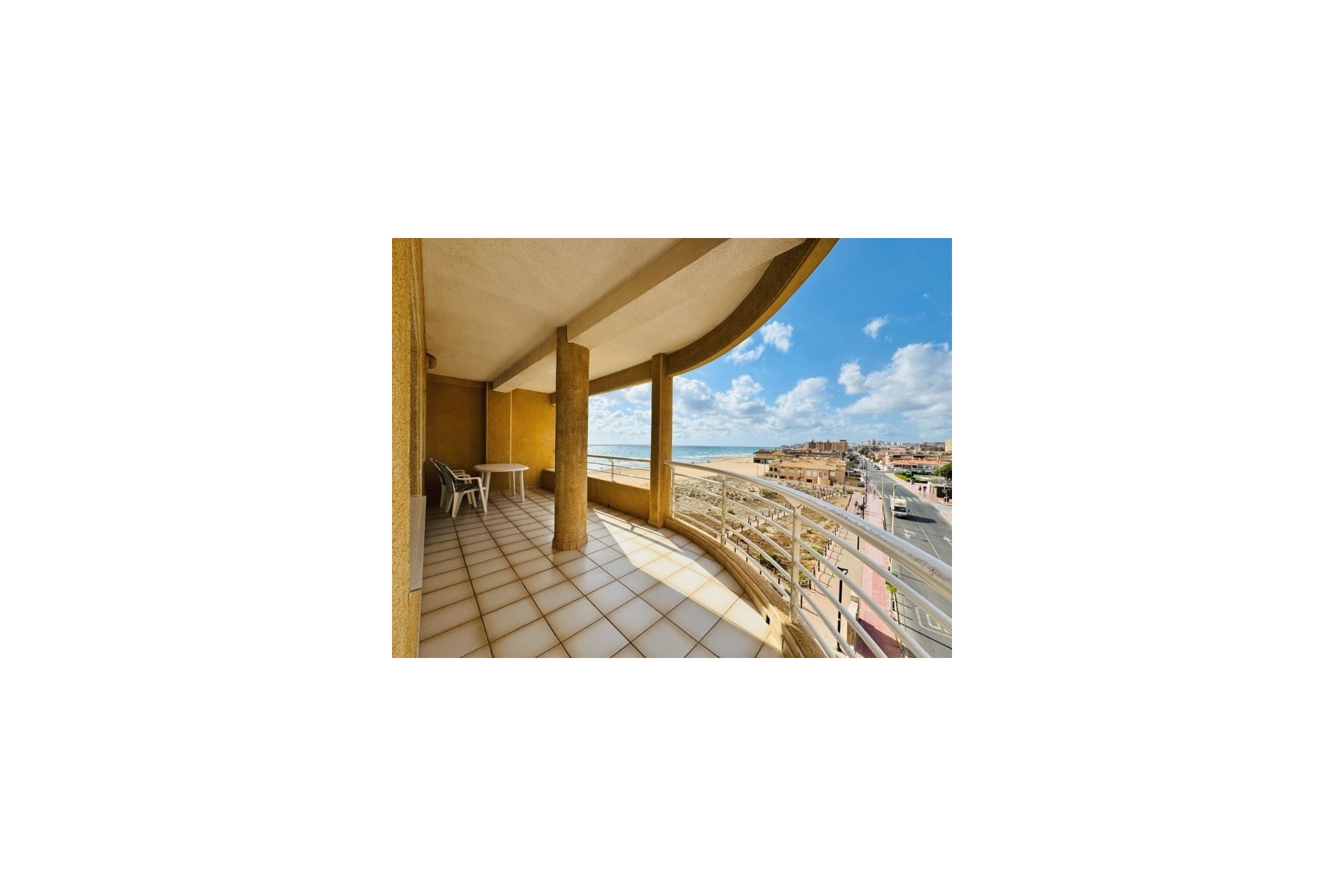 Herverkoop - Appartement / flat -
Torrevieja - Torrelamata - La Mata