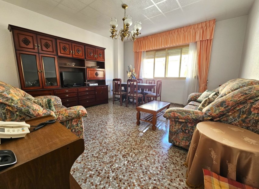 Herverkoop - Appartement / flat -
Villajoyosa