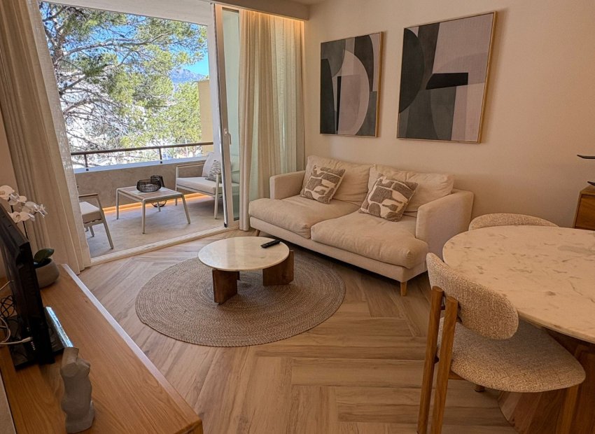 Herverkoop - Appartement / flat -
