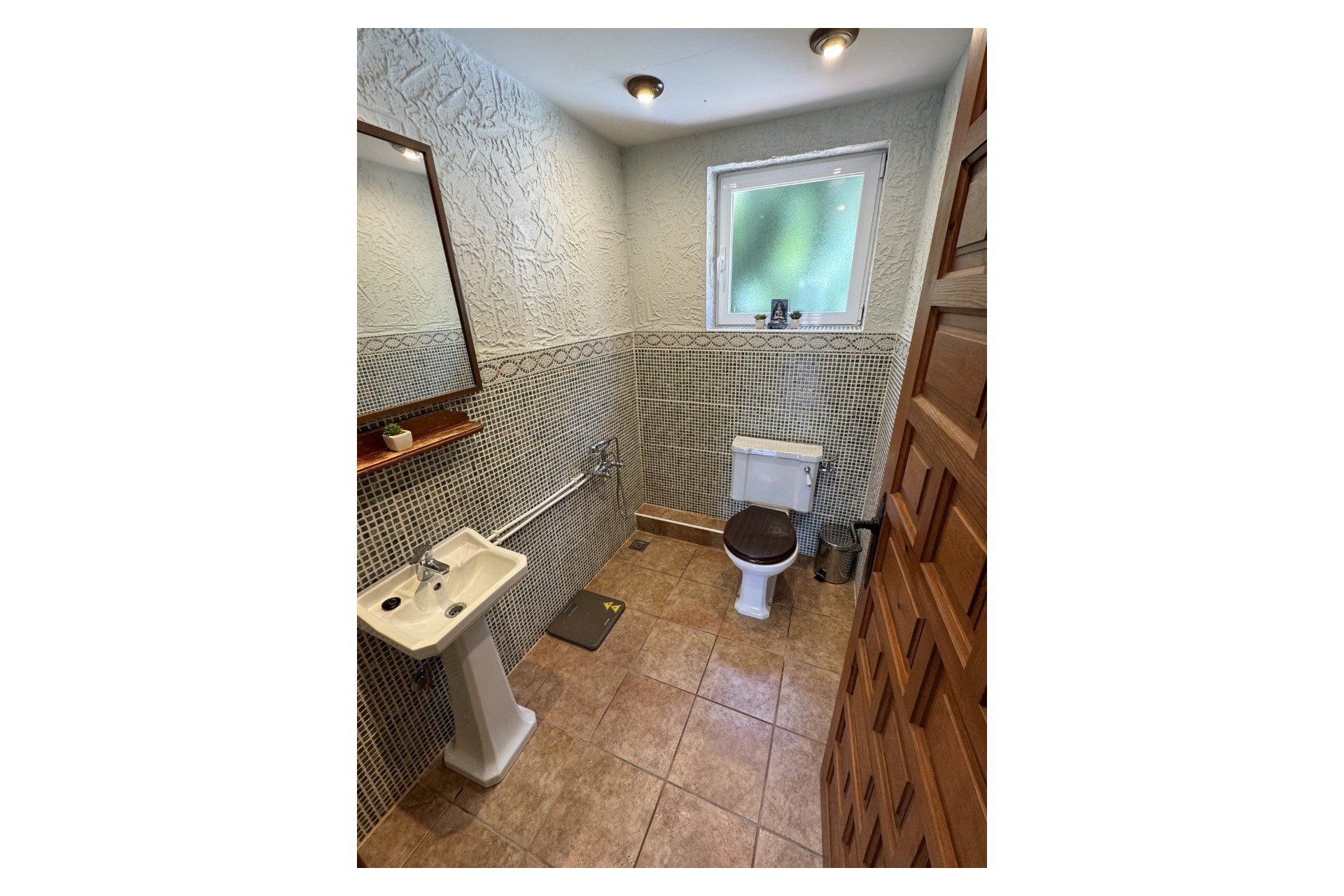 Herverkoop - Chalet -
Callosa De Ensarrià