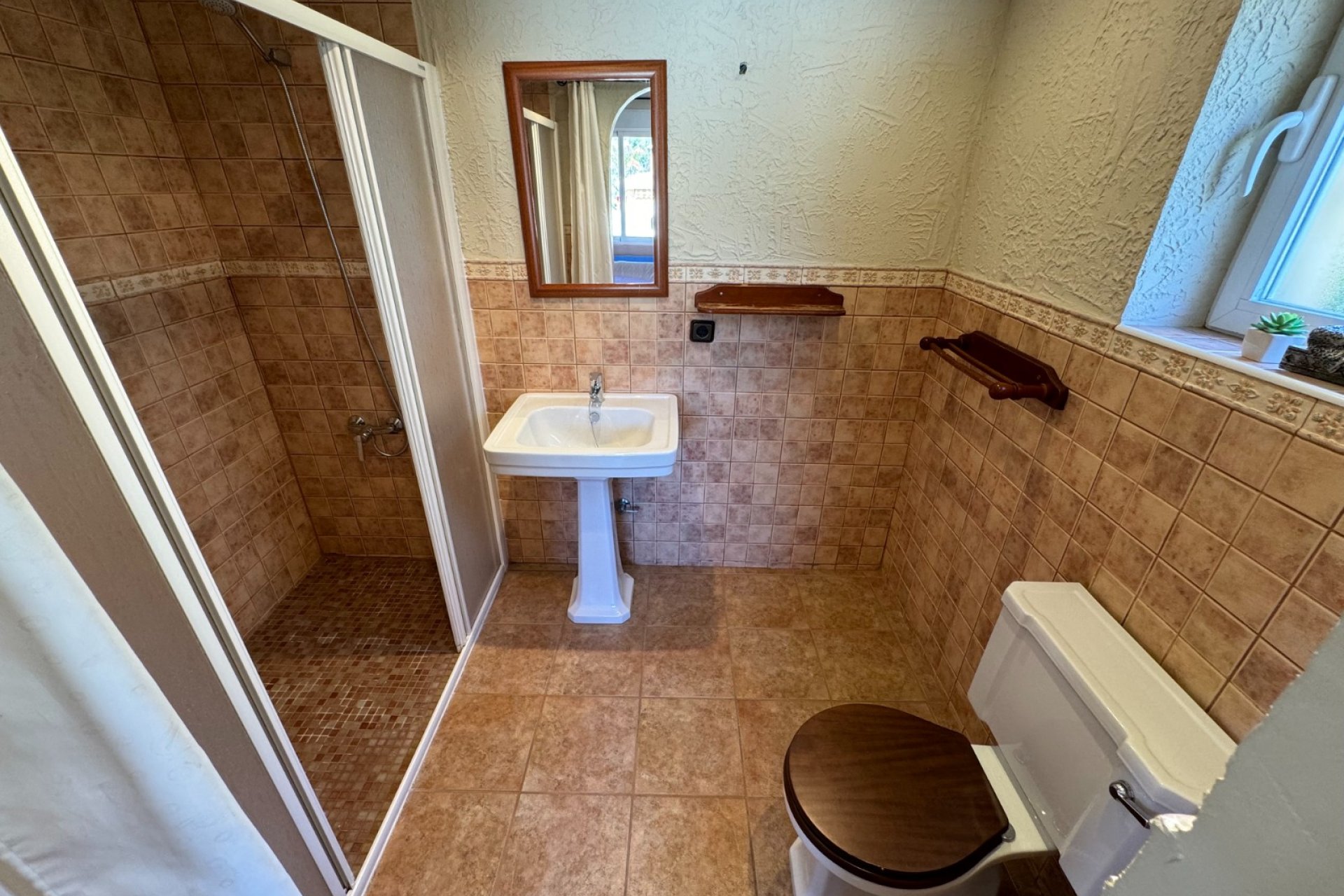 Herverkoop - Chalet -
Callosa De Ensarrià