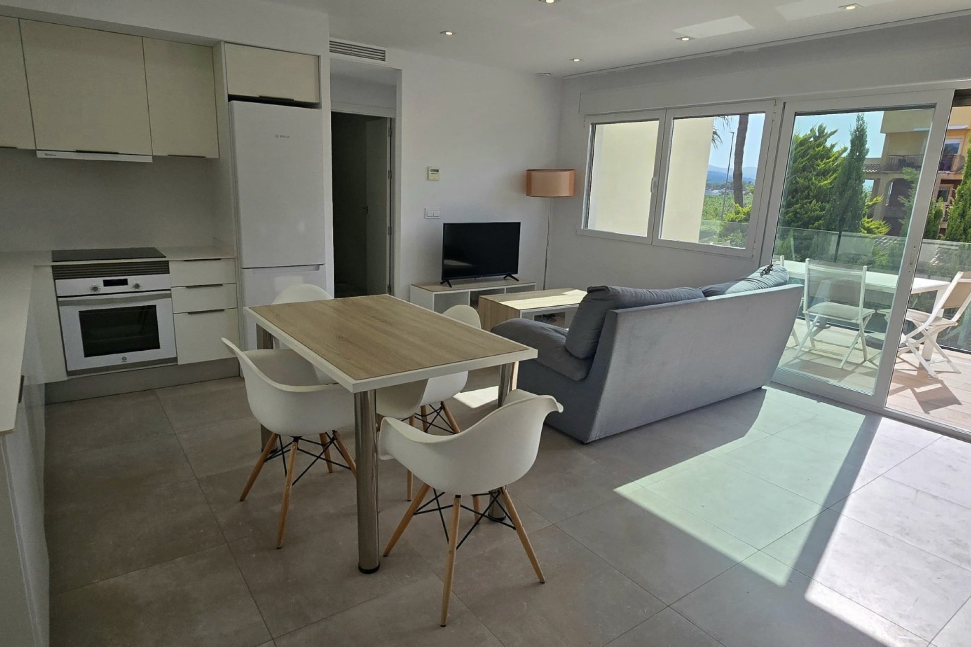 Herverkoop - duplex -
Denia - Les Marines - Las Marinas