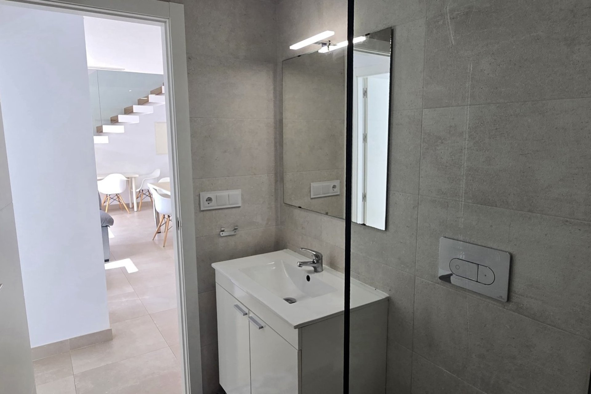 Herverkoop - duplex -
Denia - Les Marines - Las Marinas