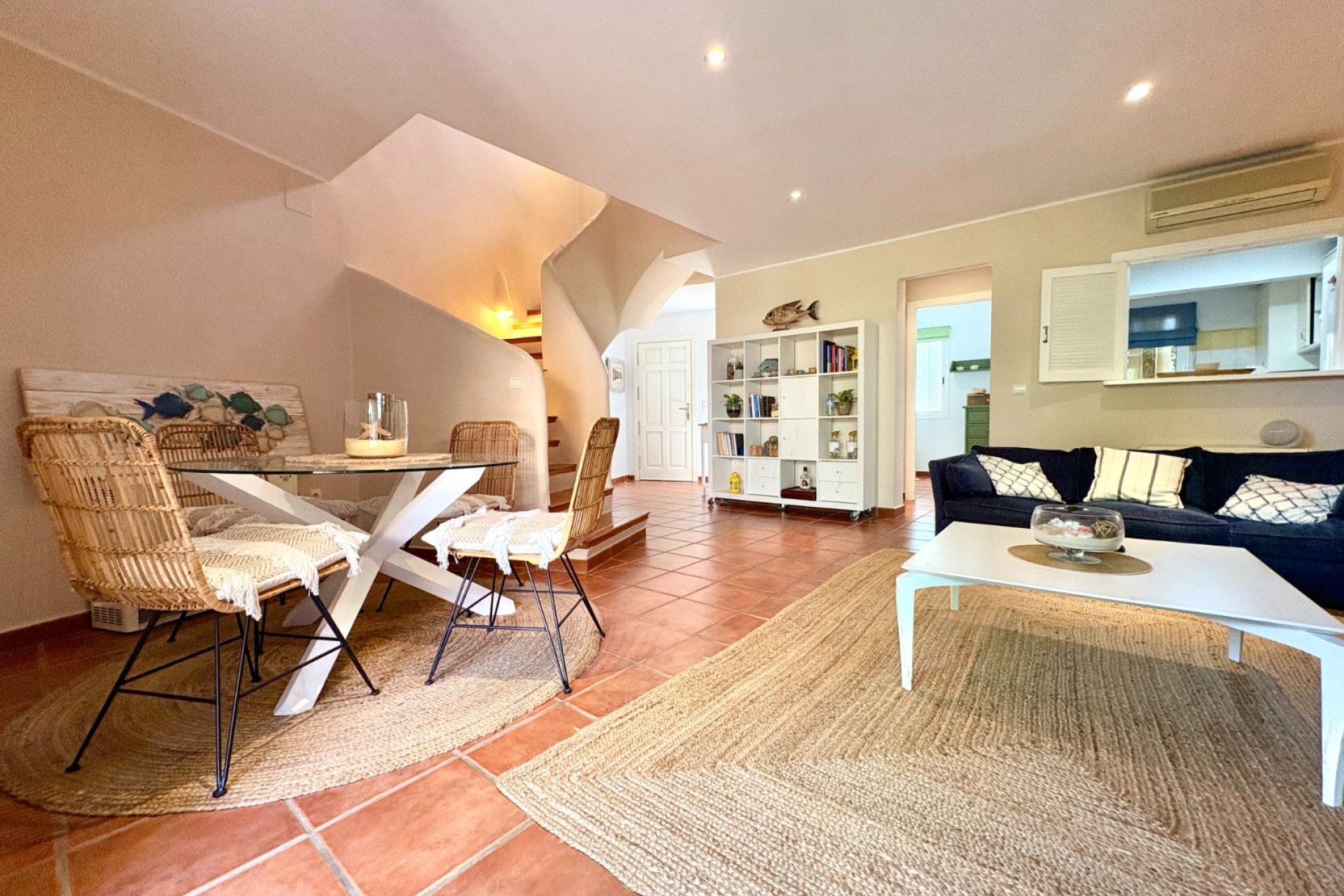 Herverkoop - Herenhuis -
Denia - Les Marines - Las Marinas