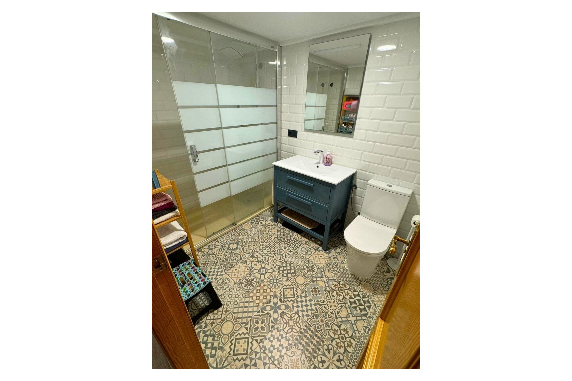 Herverkoop - Herenhuis -
