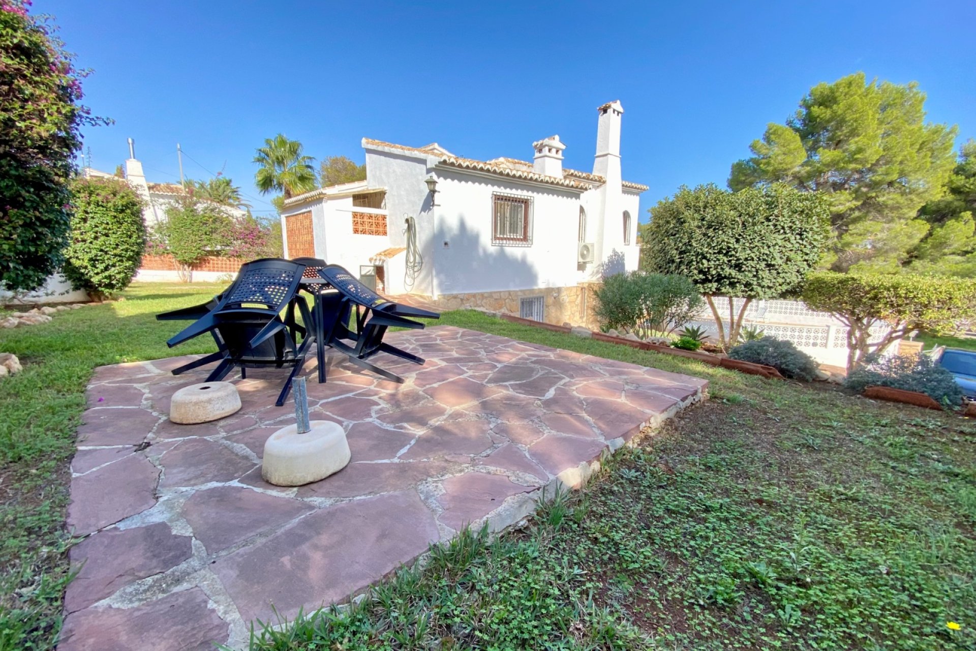 Herverkoop -  -
Jávea - Partides comunes - Adsubia