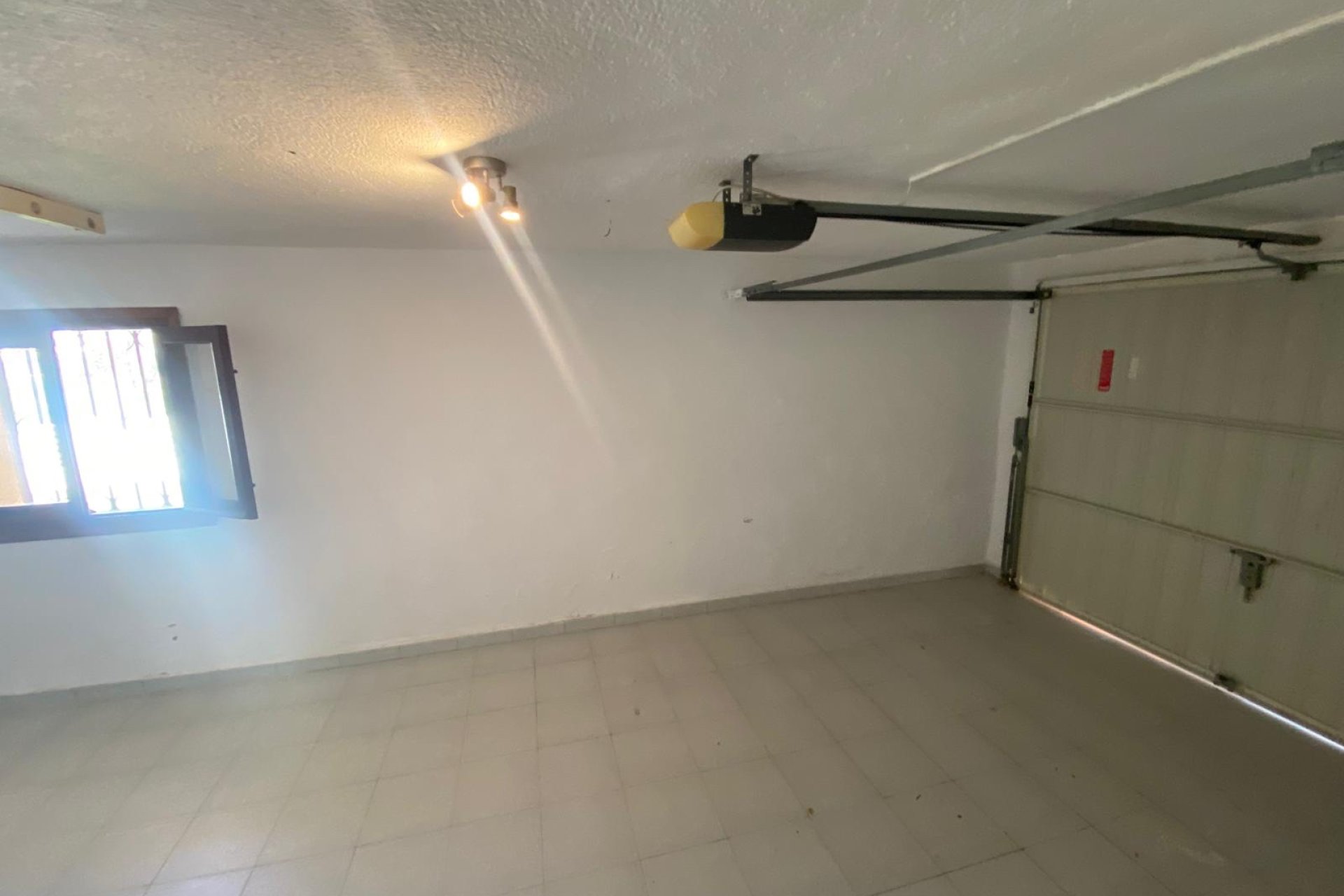 Herverkoop -  -
Jávea - Partides comunes - Adsubia