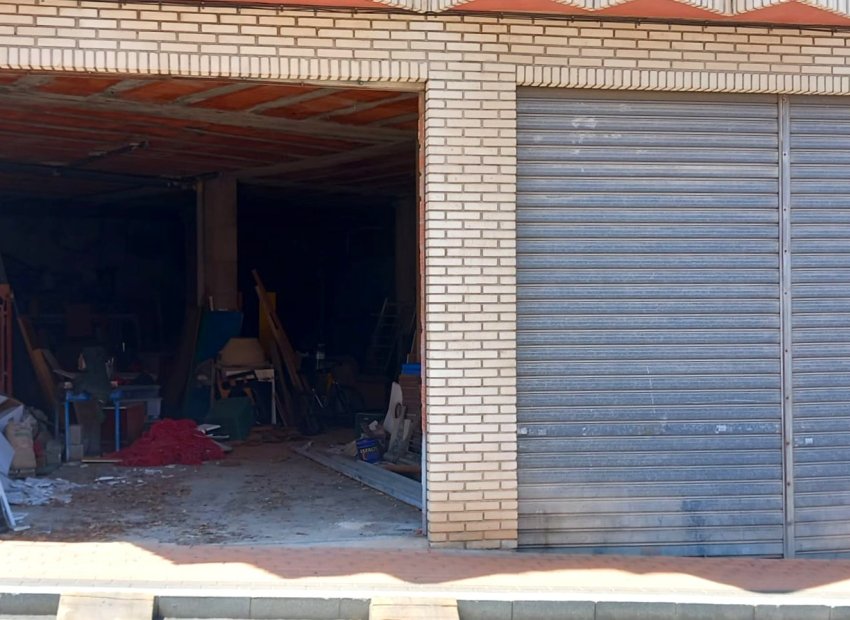 Herverkoop -  -
La Nucía