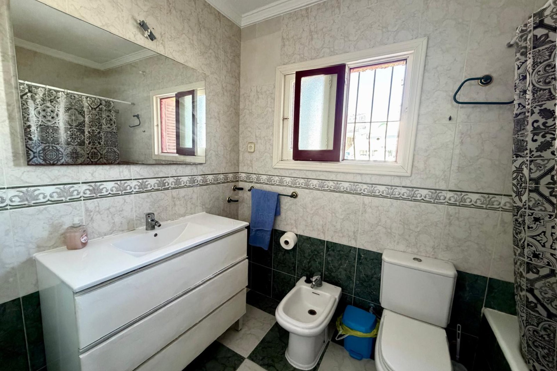 Herverkoop - Villa -
Calpe - Zona Playa del Bol - Puerto