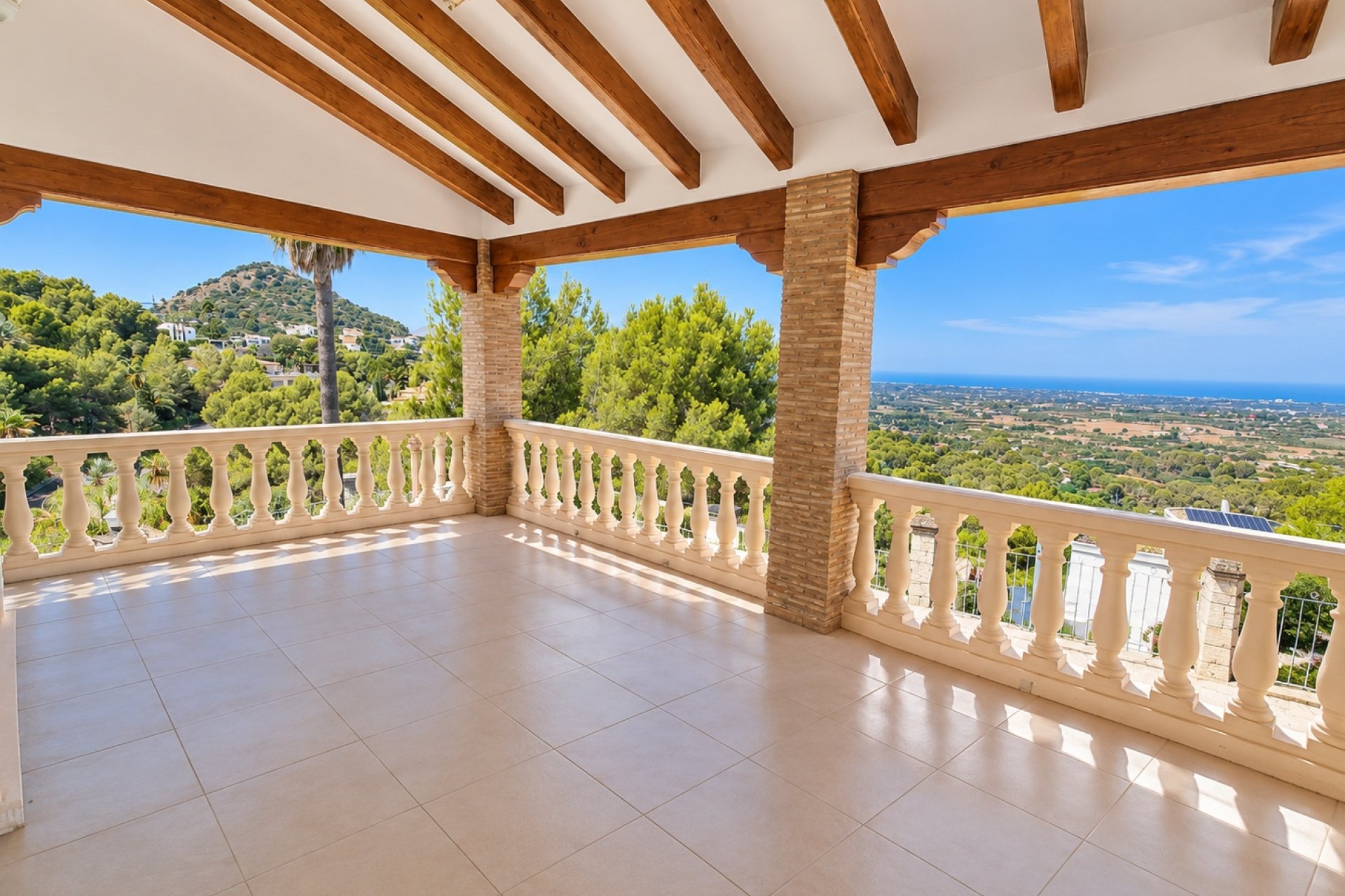 Herverkoop - Villa -
Denia - La sella - Jesus pobre 