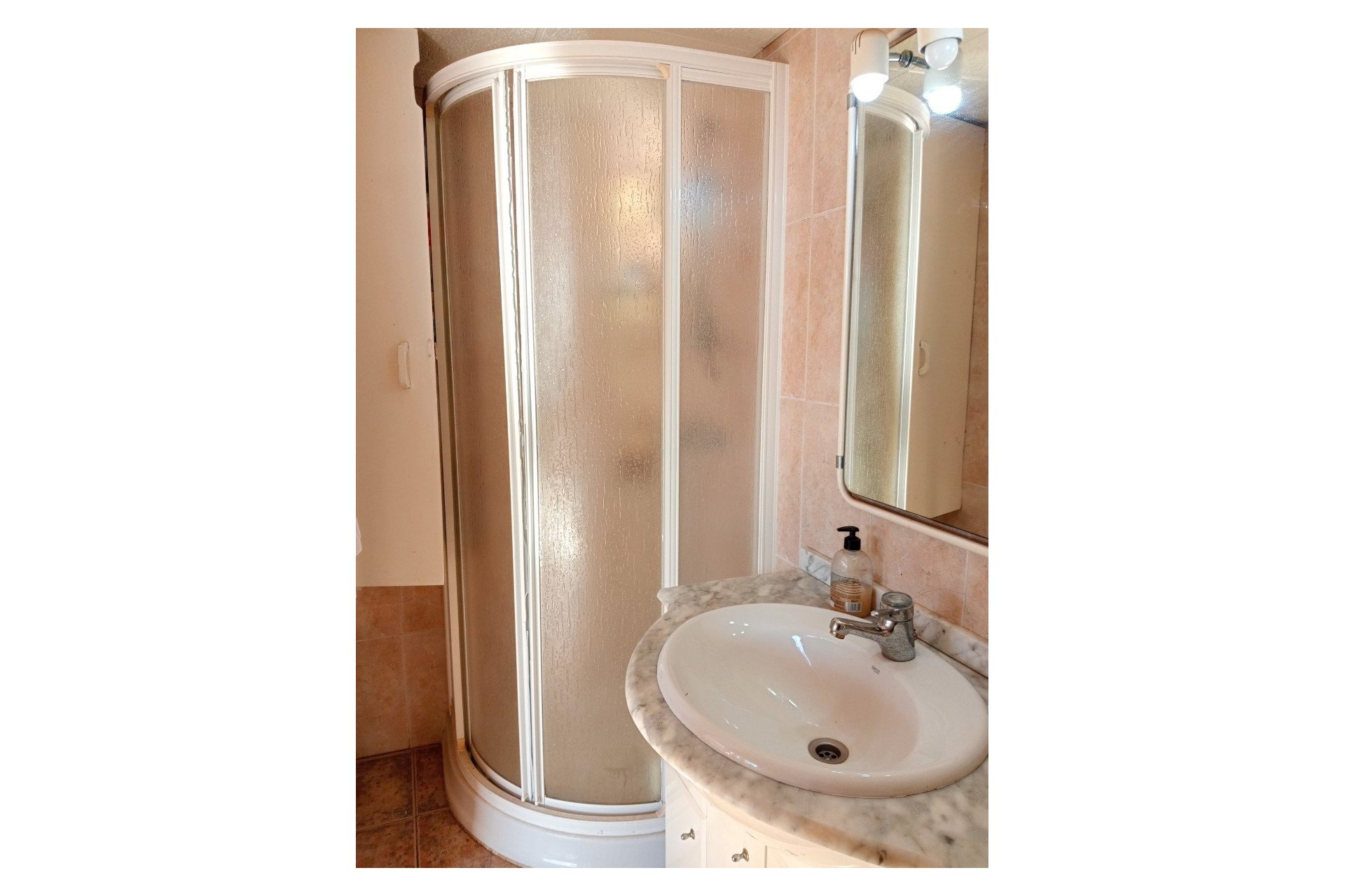 Herverkoop - Vrijstaande woning -
Alfas del Pí