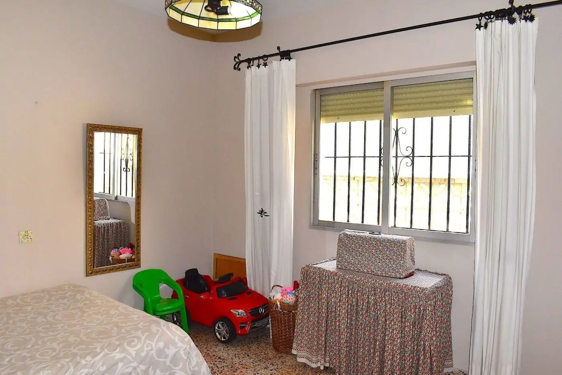 Herverkoop - Vrijstaande woning -
